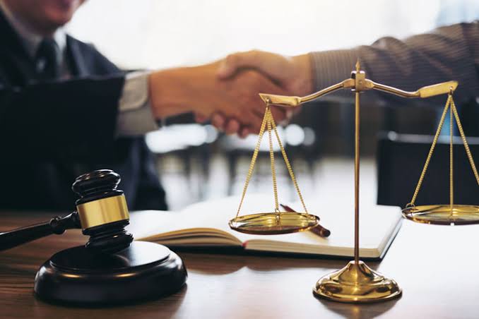 Abogado corporativo en Lima: precios de asesoría para empresas